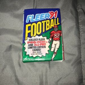 Fleer’91 football cards